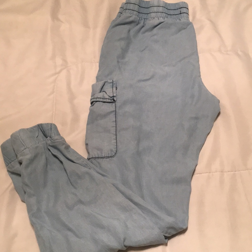Light blue joggers S